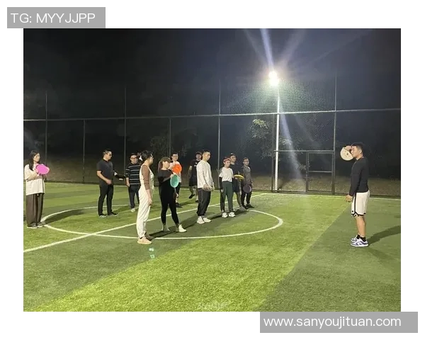 周芳独家揭秘飞盘技巧与心得分享助你轻松掌握这项运动的魅力与乐趣