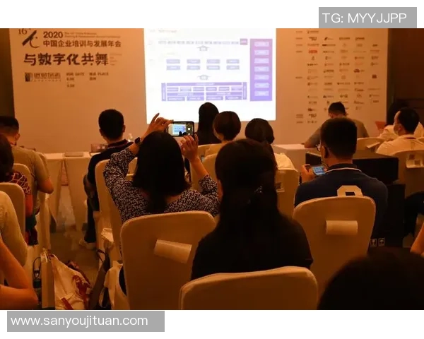 广州街舞队与重庆街舞队赛后复盘分析意识碰撞与团队协作的深度探讨