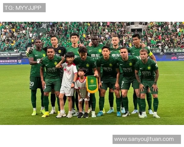 成都攀岩队在滑板精英赛中以94分稳居积分榜首位